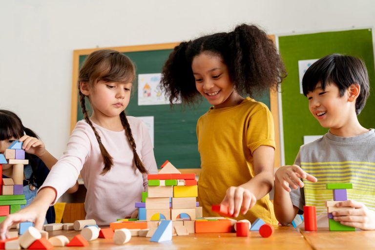 GROUP ABA PROGRAMS (Ages 8-14) - Lumenus Autism Services